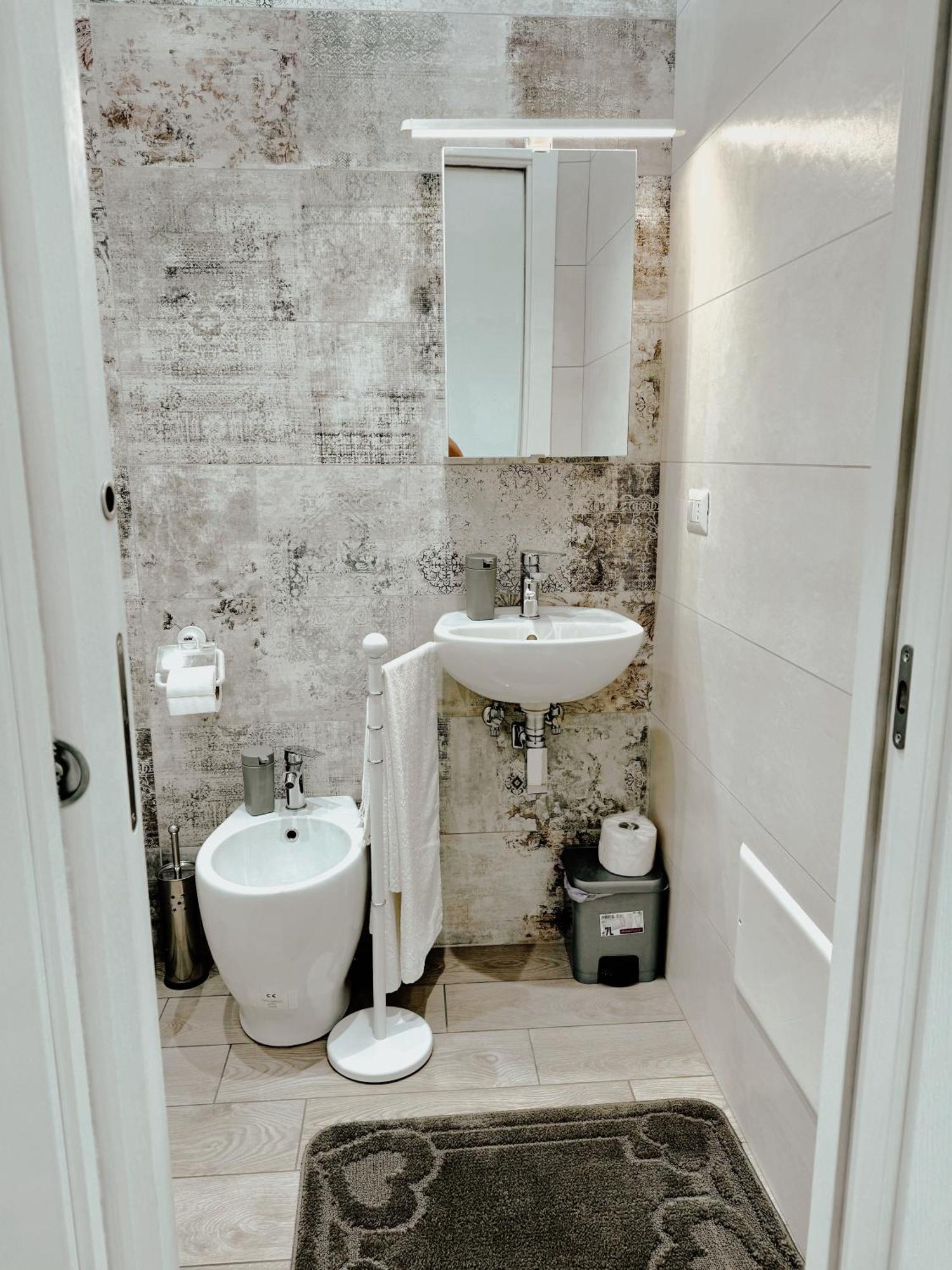 Aleila Apartment บาโคลี ภายนอก รูปภาพ